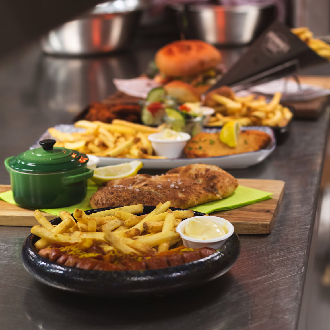 Bar & Grill